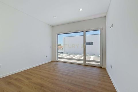 Villa i Seixal, Setubal, Seixal - € 699.000 | Ref: C0191-01617 - foto 34
