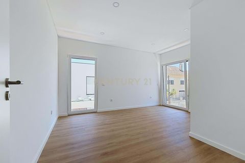 Villa i Seixal, Setubal, Seixal - € 699.000 | Ref: C0191-01617 - foto 35