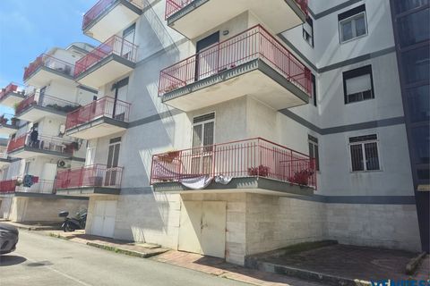 Apartament a Bari, Bari, Bari - € 700/mes | Ref: LRD-833 - foto 3