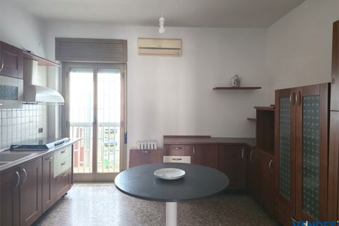 Apartament a Bari, Bari, Bari - € 700/mes | Ref: LRD-833 - foto 10