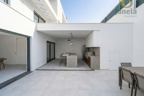 Villa i Montenegro, Faro, Montenegro - € 890.000 | Ref: MO14298 - foto 2