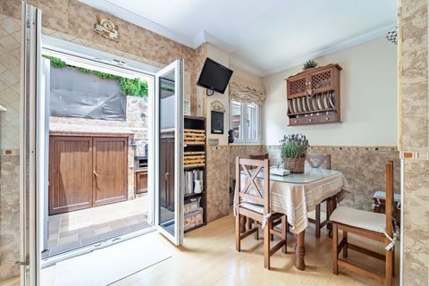 Rækkehus i Malaga city, Malaga, Malaga city - € 630.000 | Ref: 58a8e1f2-5232-4985-8 - foto 8