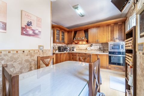 Rækkehus i Malaga city, Malaga, Malaga city - € 630.000 | Ref: 58a8e1f2-5232-4985-8 - foto 9