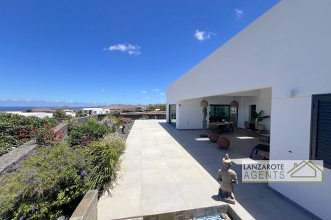 Villa i Las Brenas (Yaiza), Lanzarote - foto 1
