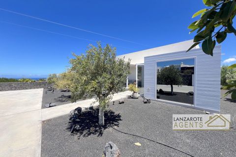 Villa i Las Brenas (Yaiza), Lanzarote, Las Brenas (Yaiza) - € 845 000 | Ref: PBI1199 - foto 42