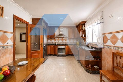 Villa in Mutxamel, Alicante, Mutxamel - € 830.000 | Ref: 26148T/1008 - foto 16