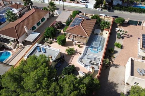 Villa a Pinar De Campoverde, Alicante, Pinar De Campoverde - € 429.000 | Ref: C-14750 - foto 15