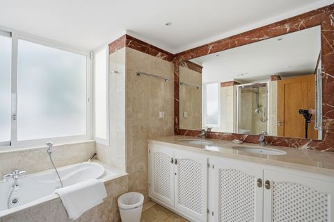 Villa in Marbella, Malaga, Marbella - € 1.400.000 | Ref: R5426086 - foto 16
