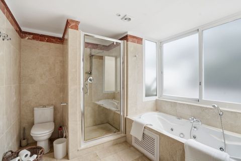Villa in Marbella, Malaga, Marbella - € 1.400.000 | Ref: R5426086 - foto 17
