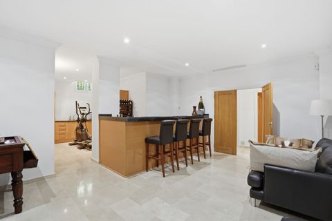 Villa in Marbella, Malaga, Marbella - € 1.400.000 | Ref: R5426086 - foto 31