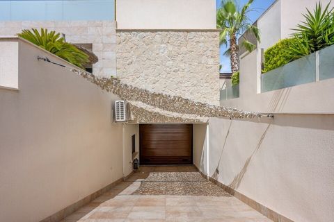 Villa i Benijofar, Alicante, Benijofar - € 699.000 | Ref: CM474 - foto 32