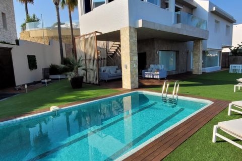 Villa i Benahavis, Malaga, Benahavis - € 1.850.000 | Ref: EF-RR2126 - foto 16