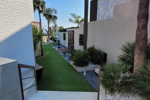 Villa i Benahavis, Malaga, Benahavis - € 1.850.000 | Ref: EF-RR2126 - foto 28