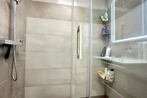 Bungalow i Torrevieja, Alicante, Torrevieja - € 194.900 | Ref: 751134 - foto 18