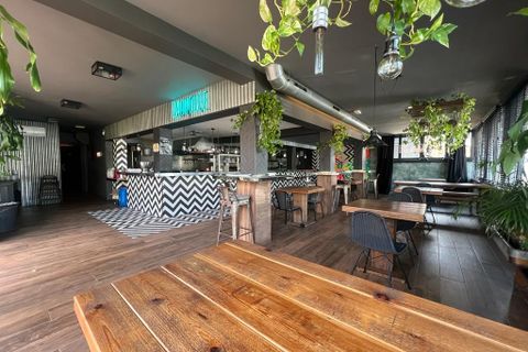 L'establiment comercial a Marbella, Malaga, Marbella - € 575.000 | Ref: EF-RR2268 - foto 32