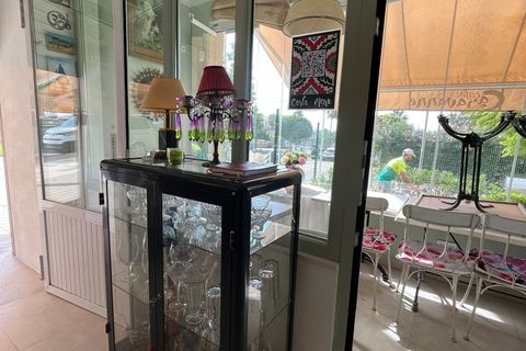 L'establiment comercial a Marbella, Malaga, Marbella - € 550.000 | Ref: EF-RR2891 - foto 9