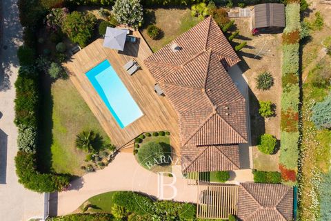 Villa a Porticcio, Corse-du-Sud, Porticcio - € 1.650.000 | Ref: RV2219 - foto 2