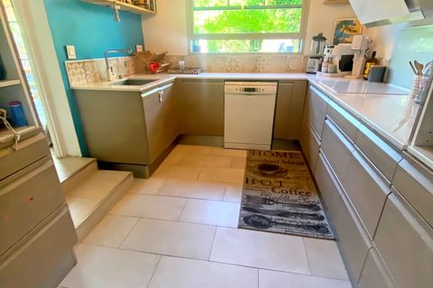 Villa a Combs-la-Ville, Seine-et-Marne, Combs-la-Ville - € 359.000 | Ref: 42894 - foto 6