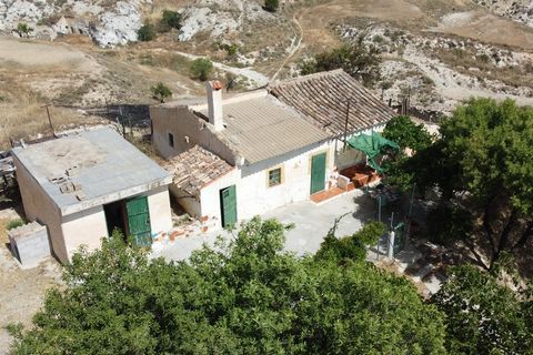 Herregård i Baza, Granada, Baza - € 128 000 | Ref: V3163 - foto 3