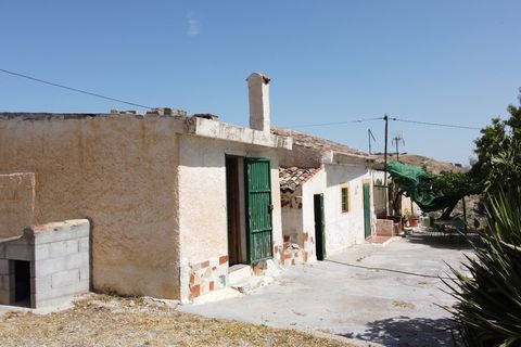 Herregård i Baza, Granada, Baza - € 128 000 | Ref: V3163 - foto 10