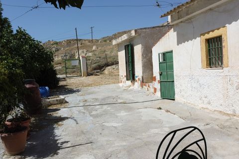 Herregård i Baza, Granada, Baza - € 128 000 | Ref: V3163 - foto 17