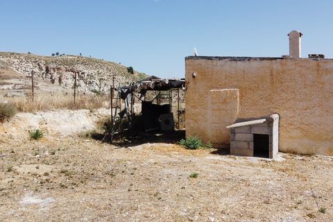 Herregård i Baza, Granada, Baza - € 128 000 | Ref: V3163 - foto 40
