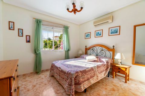 Villa i Orihuela, Alicante, Orihuela - € 285.000 | Ref: DLS0690 - foto 10