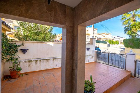 Villa i Orihuela, Alicante, Orihuela - € 285.000 | Ref: DLS0690 - foto 32