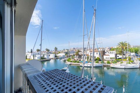 Apartament a Empuriabrava, Gerona, Empuriabrava - € 430.000 | Ref: 111866 - foto 9