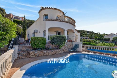 Villa in Palau-Saverdera, Gerona - photo 2