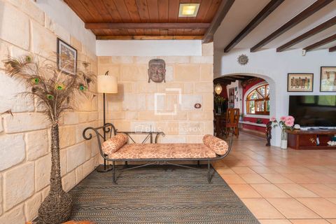 Villa i Benimussa, Ibiza, Benimussa - € 1.400.000 | Ref: IBZ70550 - foto 15