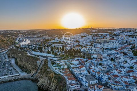 Stadthaus in Albufeira, Faro, Albufeira - € 1.765.000 | Ref: CN10723 - Foto 35