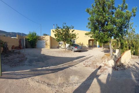 Landejendom i Albatera, Alicante, Albatera - € 340.000 | Ref: WV2607 - foto 1