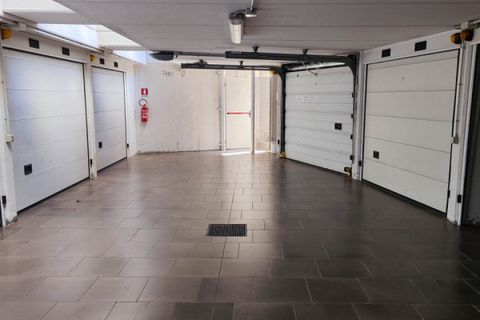 Garage i Padua, Padua, Padua - € 79.000 | Ref: CS70 - foto 4