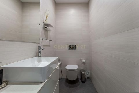 Villa em Odivelas, Lisbon, Odivelas - € 975.000 | Ref: C0383-01458 - foto 6