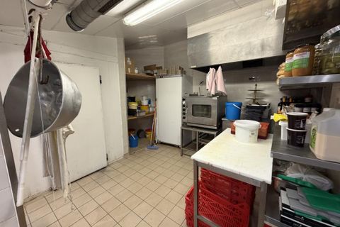 Erhvervsejendom i Aigueperse, Puy-de-Dome, Aigueperse - € 199.900 | Ref: 1488_h - foto 4