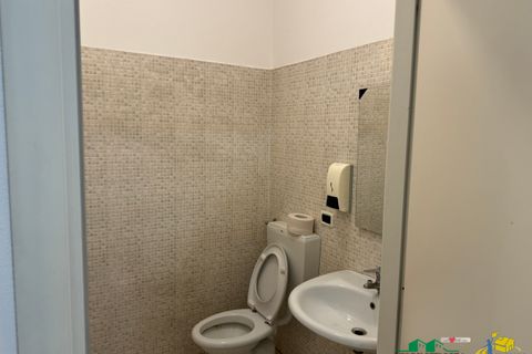Erhvervsejendom i Parma, Parma, Parma - € 250.000 | Ref: 10954 - foto 11