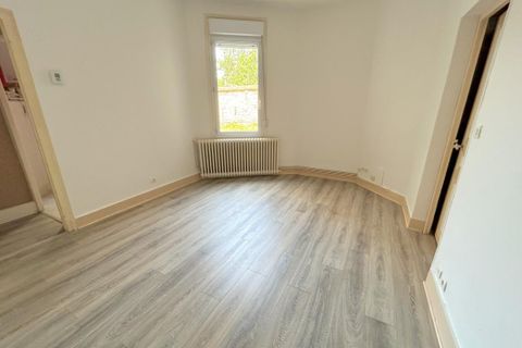 Apartament a Dijon, Cote-d'Or, Dijon - € 500/mes | Ref: EB-217 - foto 2