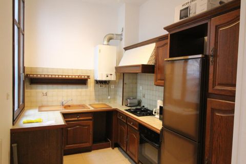 Apartament a Dijon, Cote-d'Or, Dijon - € 525/mes | Ref: EB-300 - foto 2