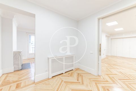 Lejlighed i Madrid, Madrid, Madrid - € 3.300.000 | Ref: VM2411015 - foto 18
