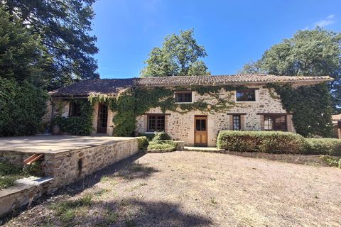Villa a Luchapt, Vienne, Luchapt - € 560.000 | Ref: BVI86350 - foto 2
