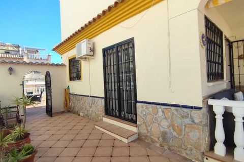 Byhus i Playa Flamenca, Alicante, Playa Flamenca - € 295.000 | Ref: MLSC2393573 - foto 7