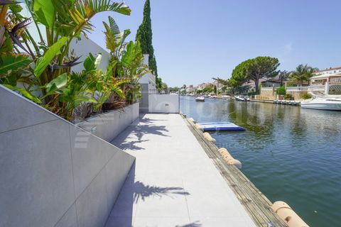 Villa i Empuriabrava, Gerona, Empuriabrava - € 1.450.000 | Ref: 511 - foto 7