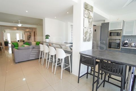 Villa i Empuriabrava, Gerona, Empuriabrava - € 1.450.000 | Ref: 511 - foto 12