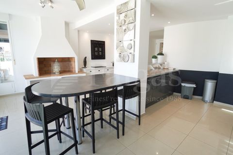 Villa i Empuriabrava, Gerona, Empuriabrava - € 1.450.000 | Ref: 511 - foto 13