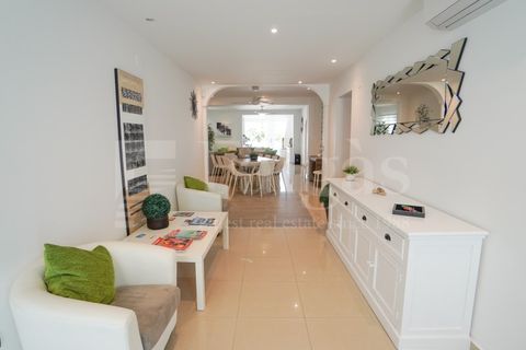 Villa i Empuriabrava, Gerona, Empuriabrava - € 1.450.000 | Ref: 511 - foto 23