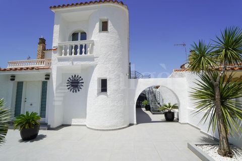 Villa i Empuriabrava, Gerona, Empuriabrava - € 1.450.000 | Ref: 511 - foto 43