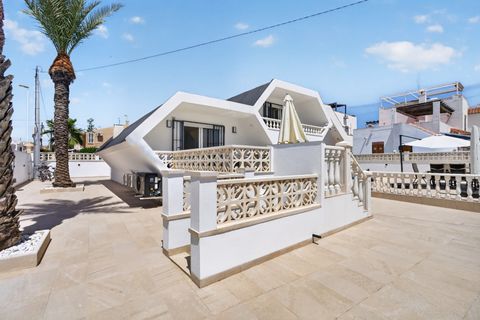 Villa i Torrevieja, Alicante, Torrevieja - € 529.000 | Ref: CBE02-367 - foto 3