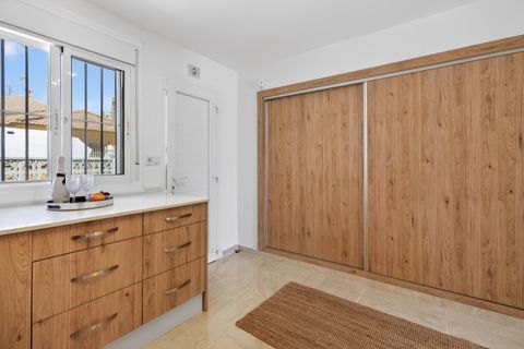 Villa i Torrevieja, Alicante, Torrevieja - € 529.000 | Ref: CBE02-367 - foto 10