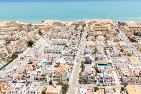 Villa i Torrevieja, Alicante, Torrevieja - € 529.000 | Ref: CBE02-367 - foto 36
